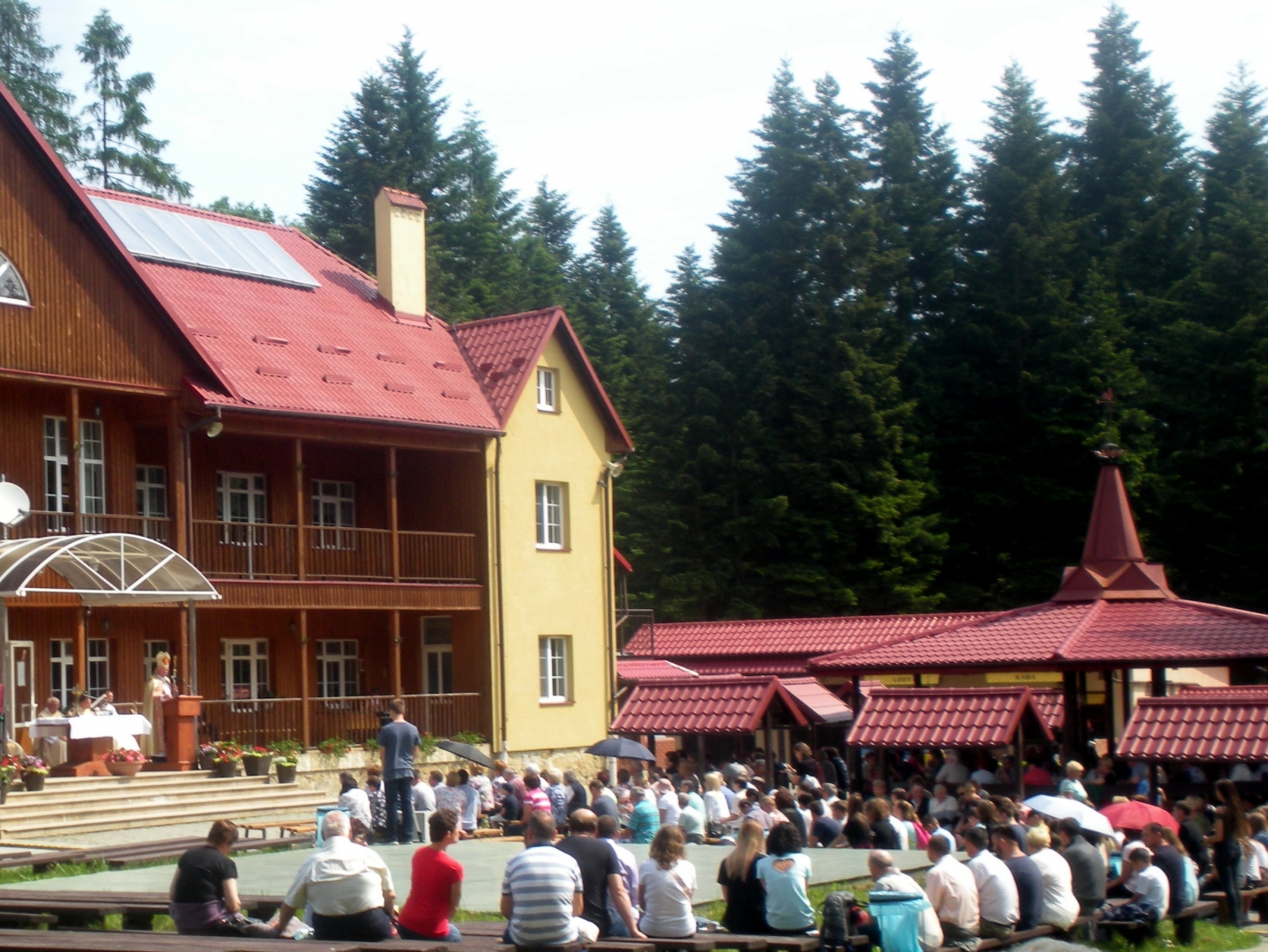 Piknik Charytatywny „Z bliźnim na majówkę” w Heluszu